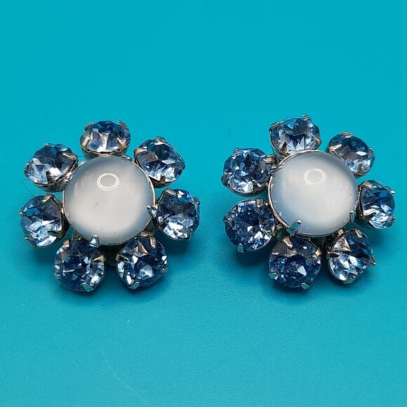 Vintage Light Blue Rhinestone Clip Earrings, Faux Moonstone, Silver Tone - Picture 10 of 11